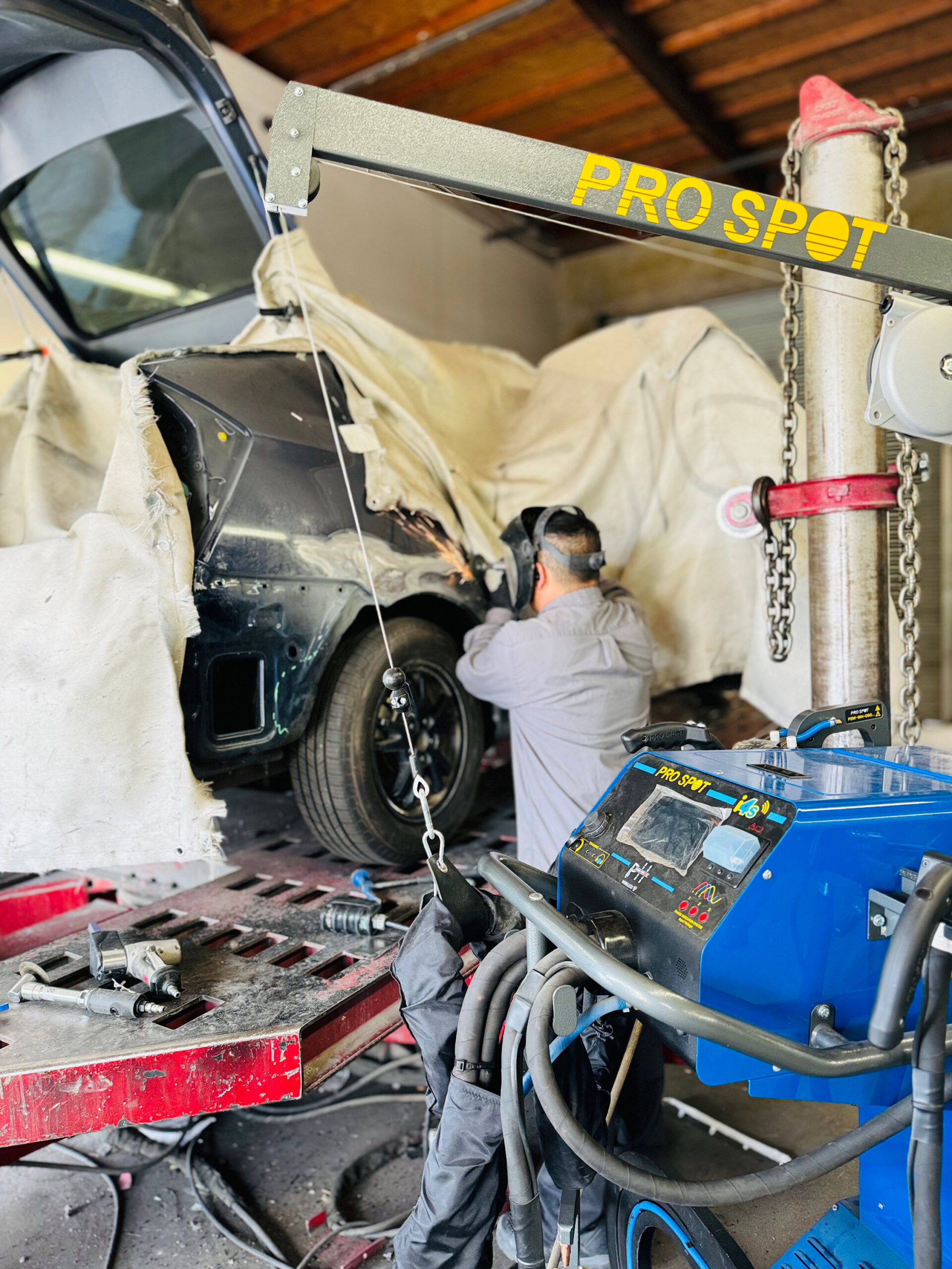 Angkor Auto Body & Paint